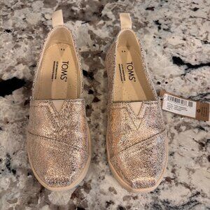 Girls TOMS slip-ons - Youth Alpargata - Gold Crackle Foil - Size 1